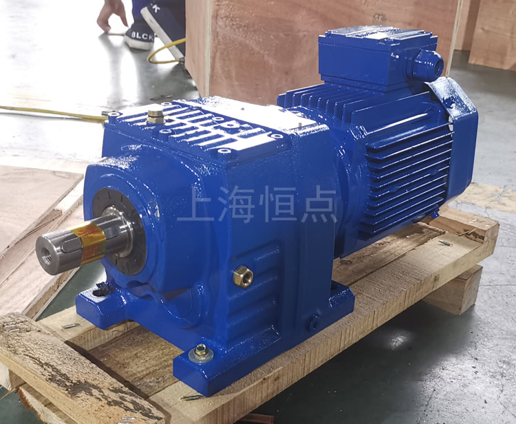 R47系列減速機配電機，藍色油漆實物照片