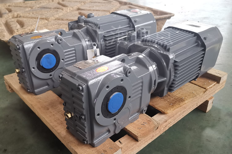 KA37系列減速機通孔輸出，配電機實物圖