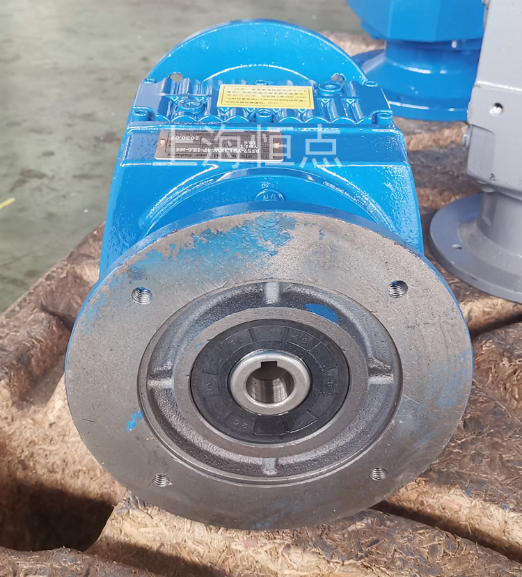 RF57減速機 圓法蘭輸入 法蘭+單軸輸出 實物圖